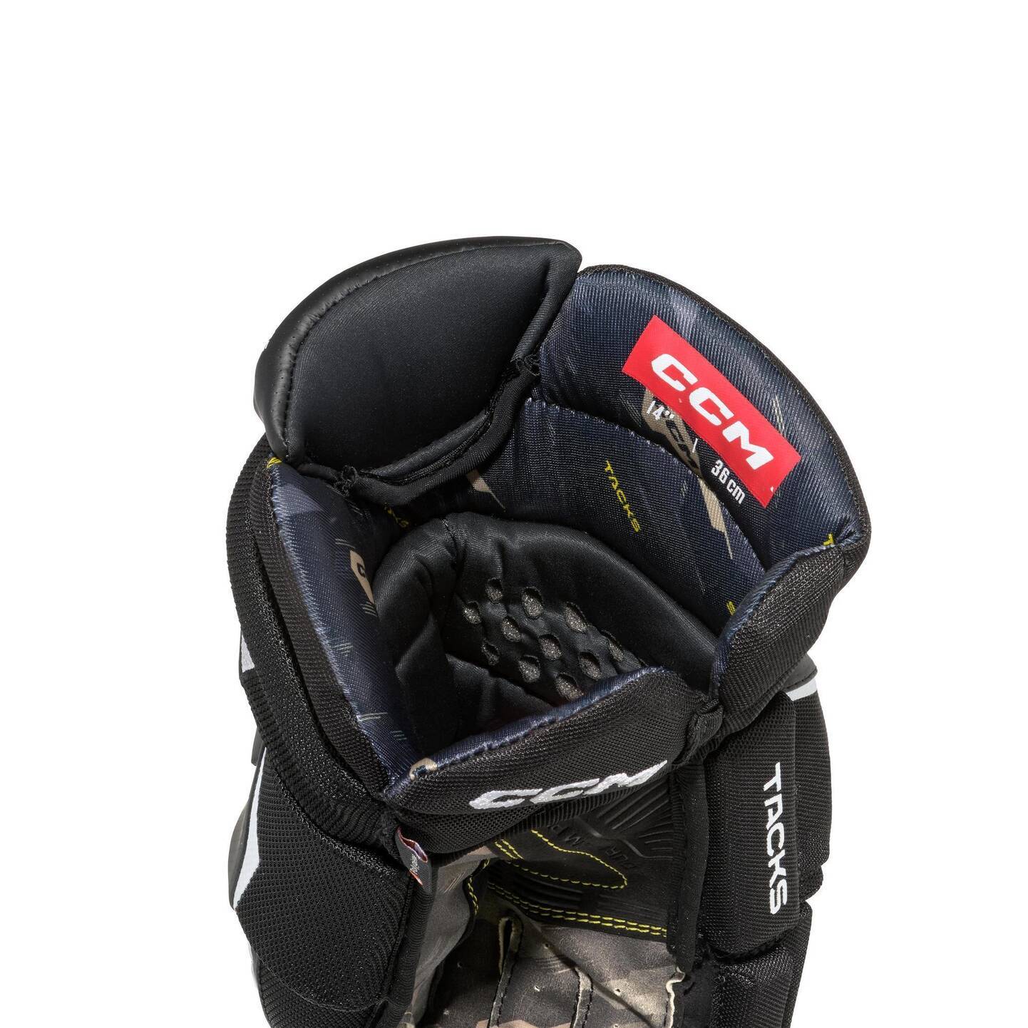 CCM Tacks AS-V Pro SR Gloves